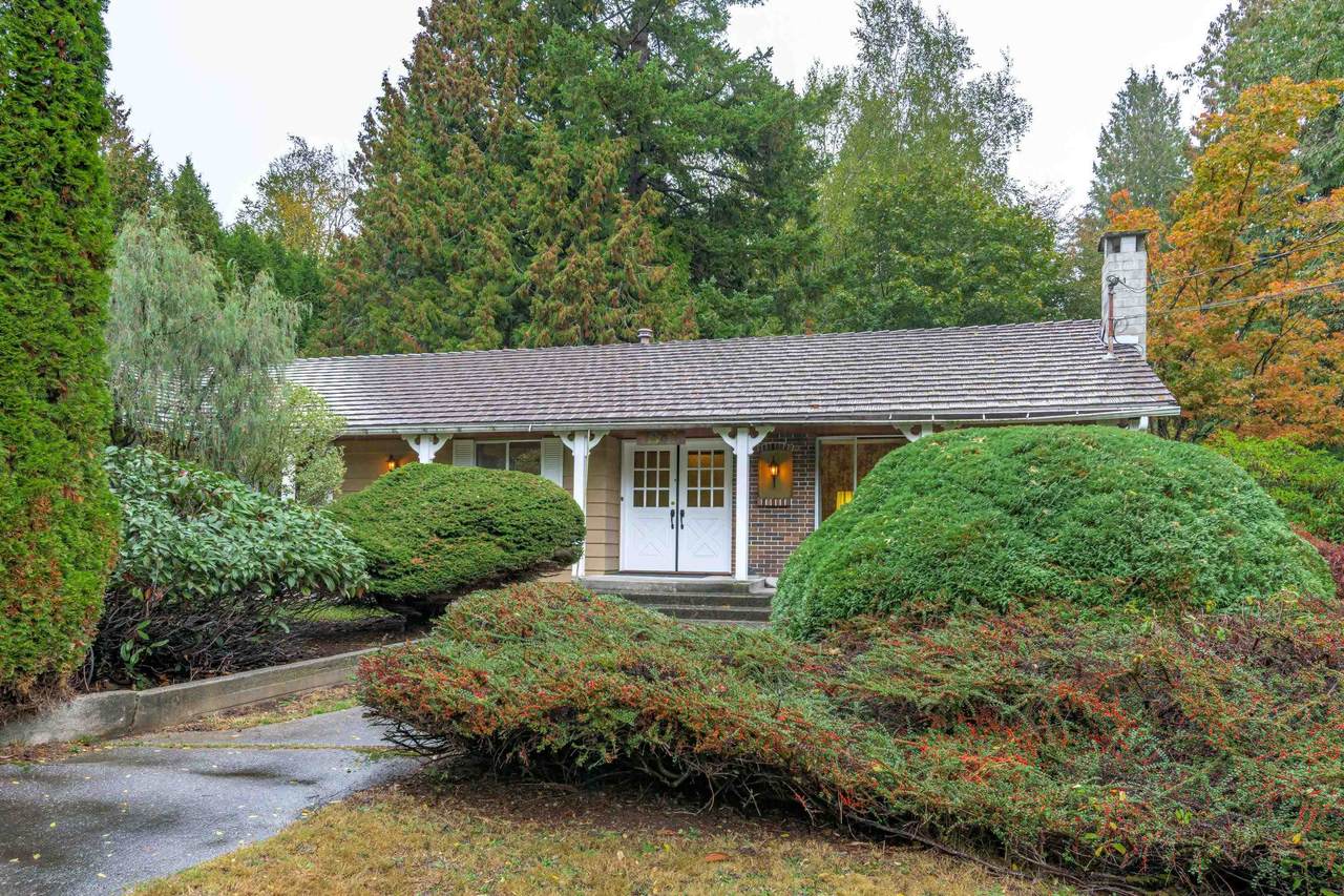 1842 176 Street - Photo 1