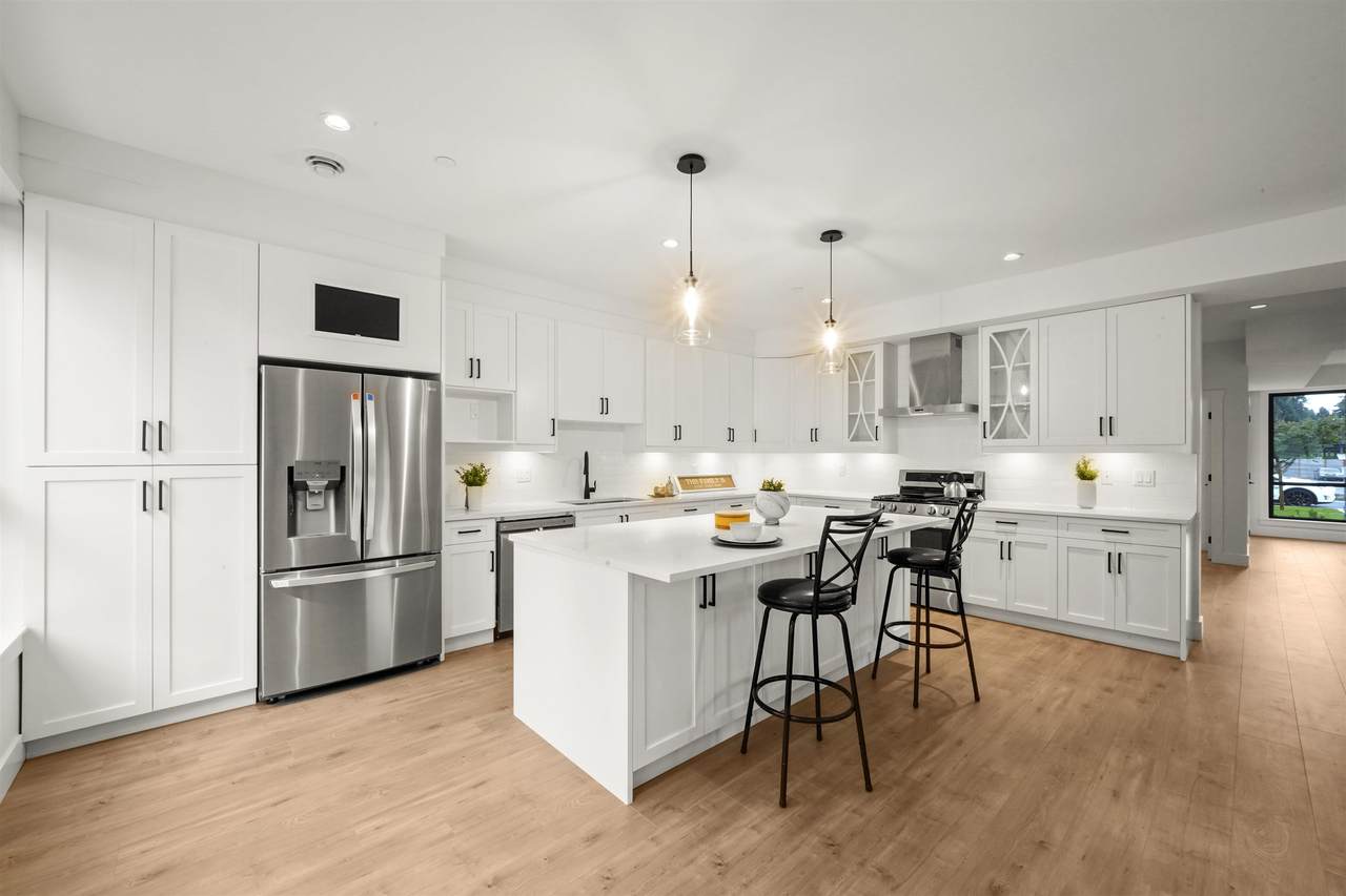21235 Wicklund Avenue - Photo 1
