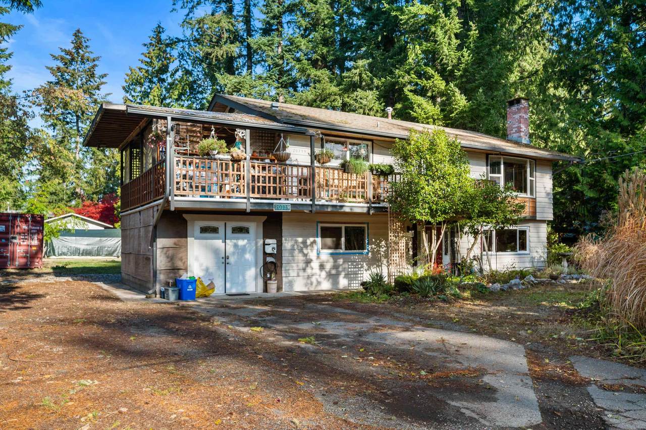 20739 39 Avenue - Photo 1