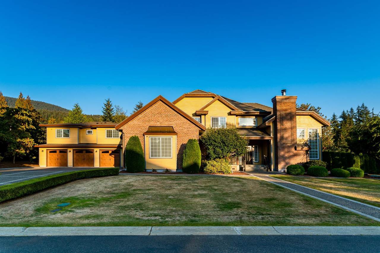 900 Canterwood Court - Photo 1