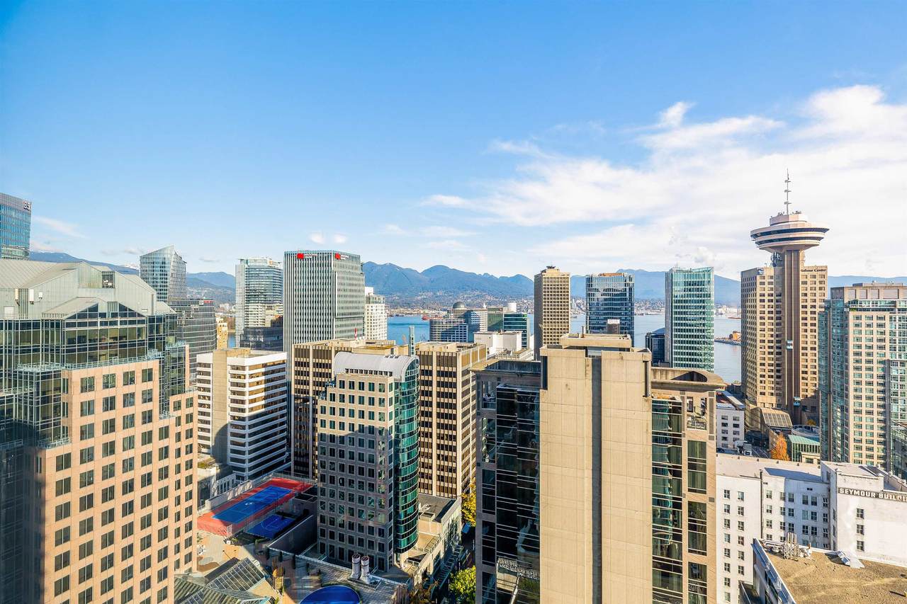 610 Granville Street - Photo 1