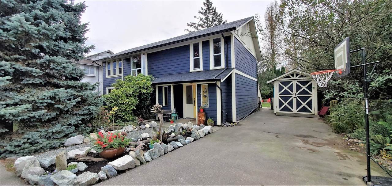 35666 Moore Avenue - Photo 1