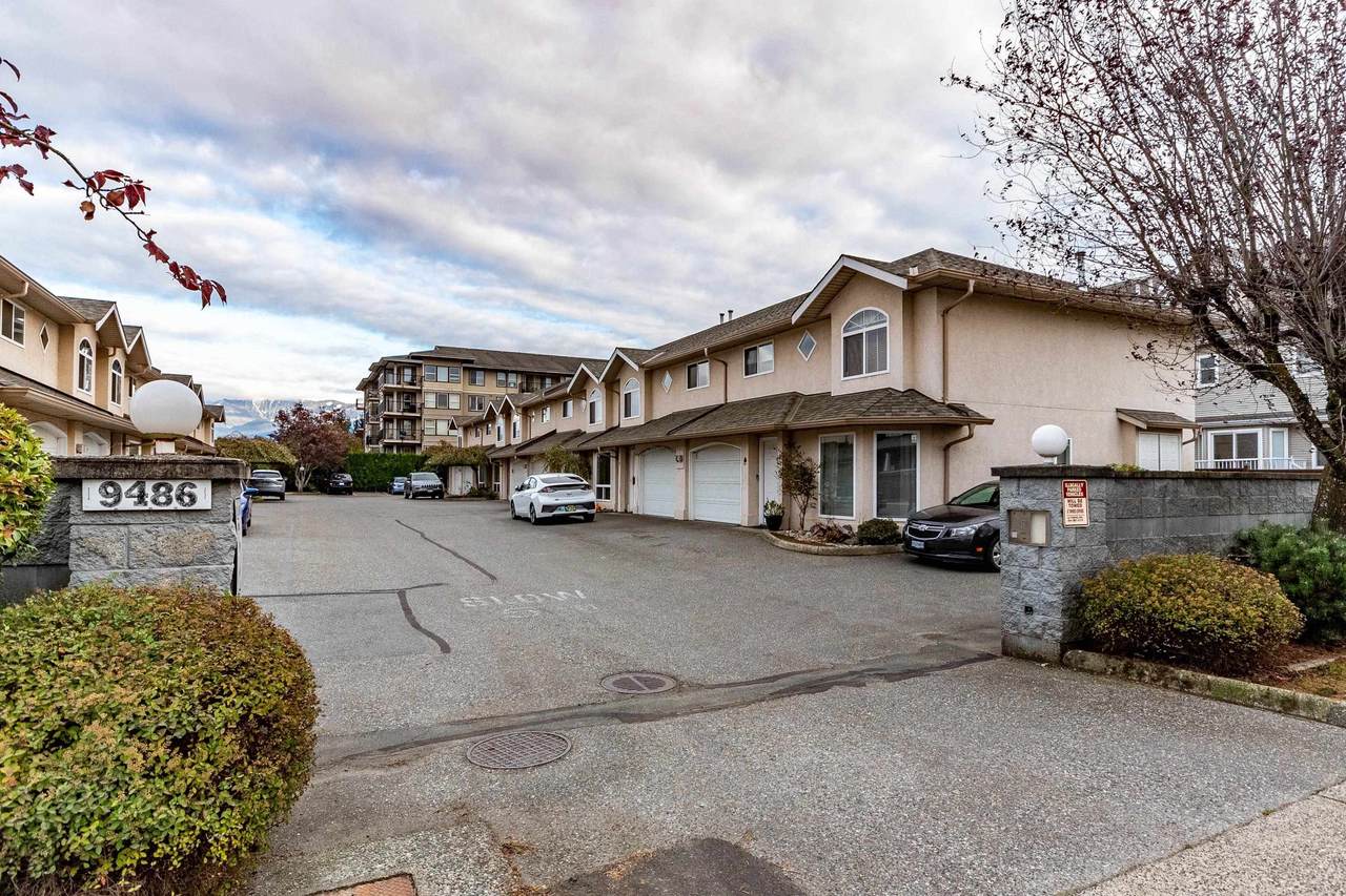 9486 Woodbine Street - Photo 1
