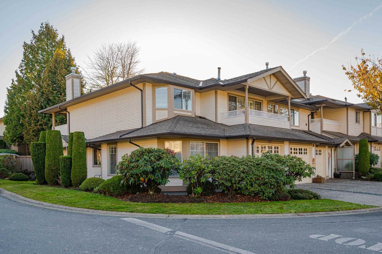 20391 96 Avenue - Photo 1