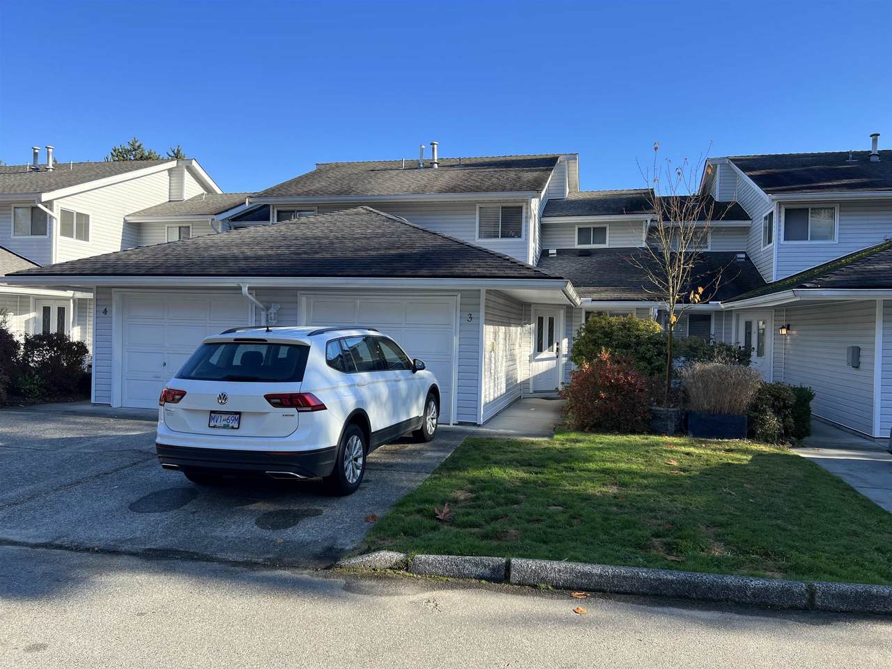 1190 Falcon Drive - Photo 1