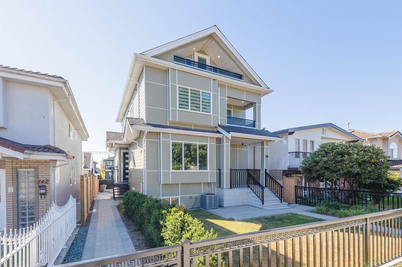 838 56TH Avenue - Photo 1
