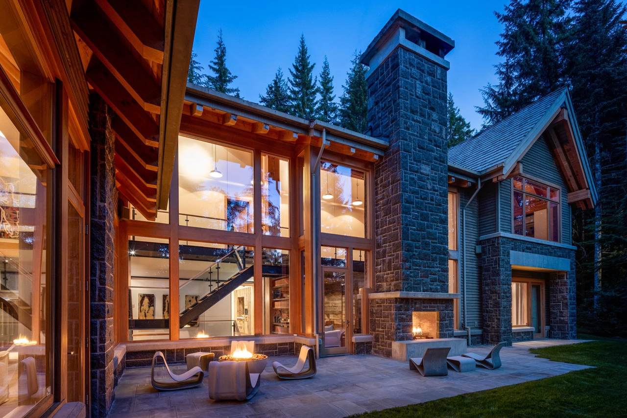 4669 Blackcomb Way - Photo 1