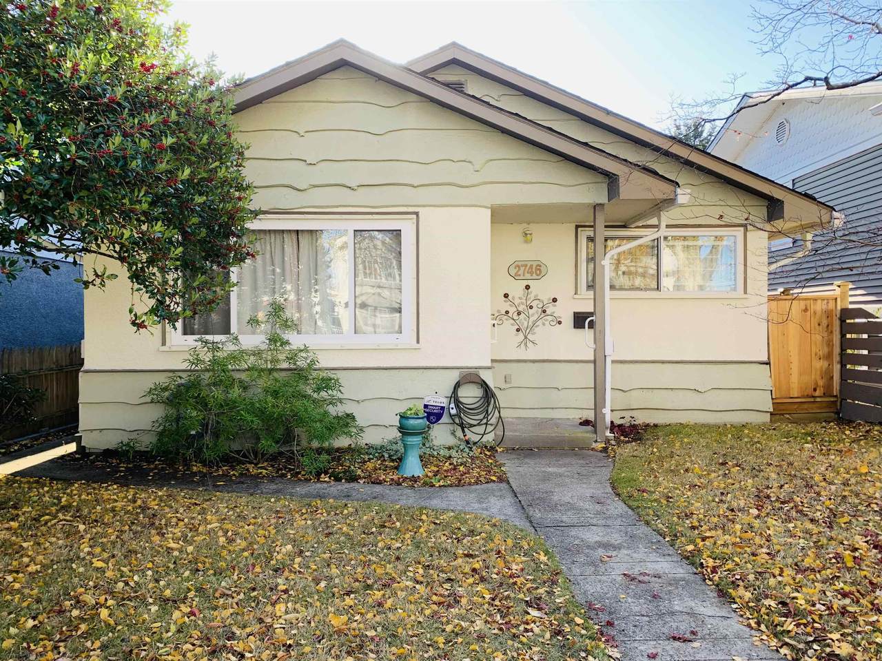 2746 47TH Avenue - Photo 1