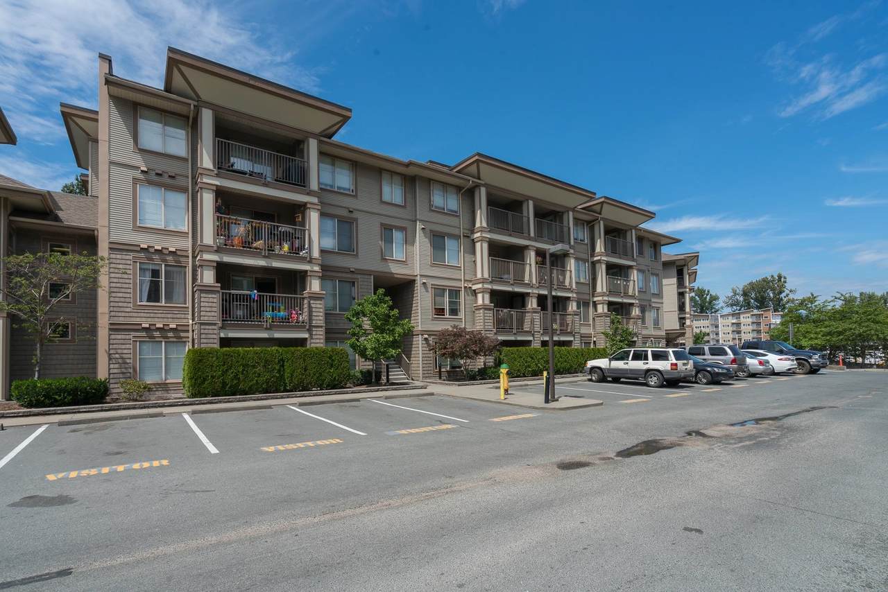 45567 Yale Road - Photo 1