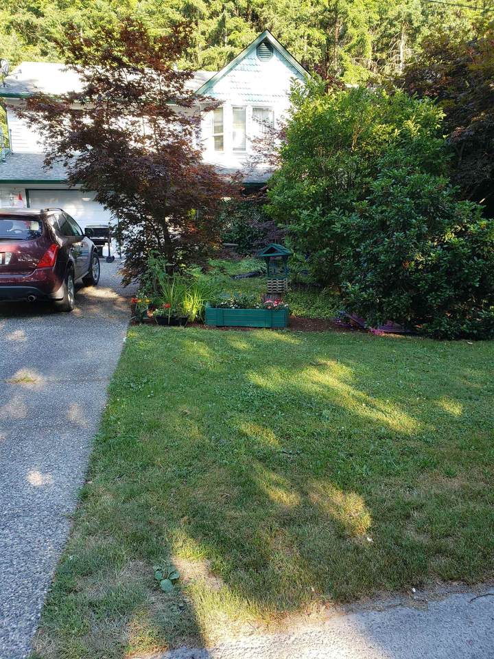 21494 Richmond Drive - Photo 1
