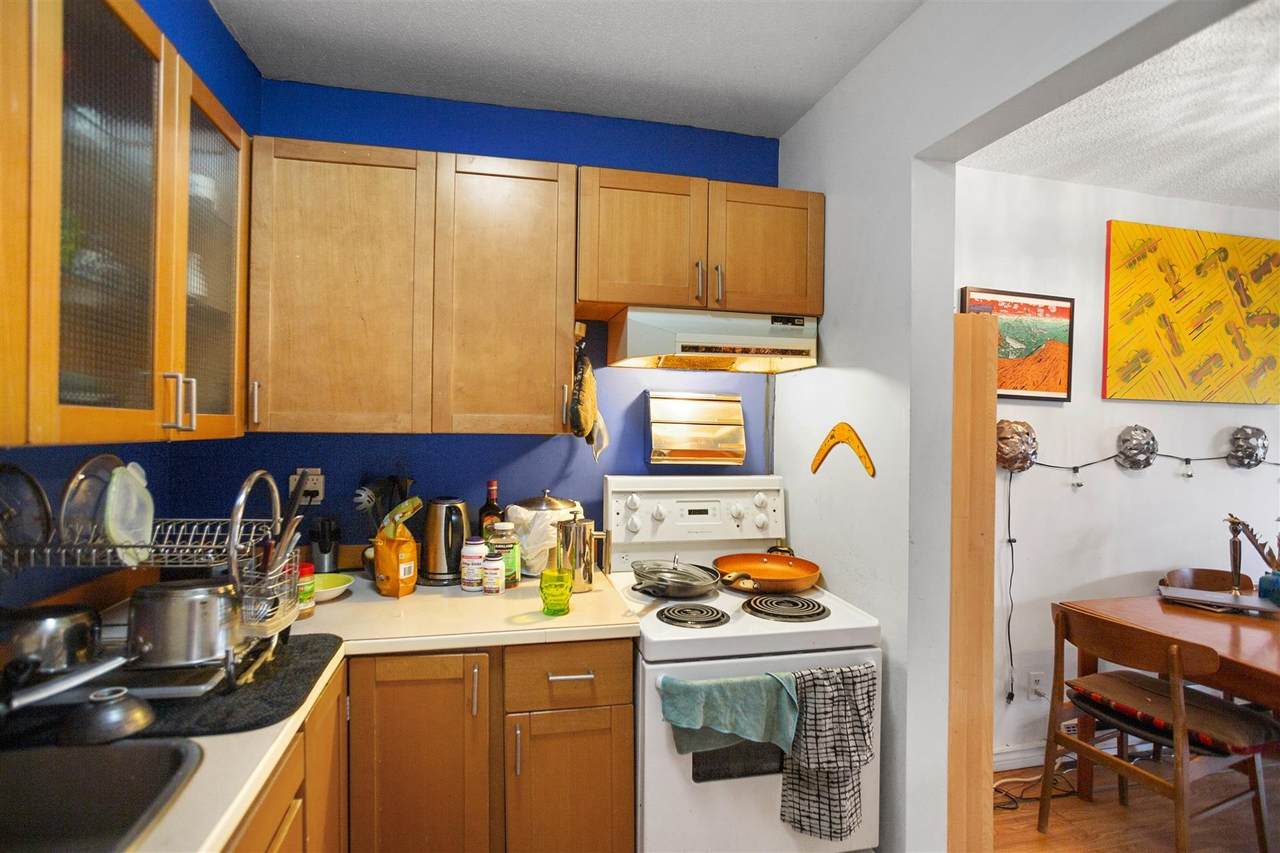 825 7TH Avenue - Photo 1