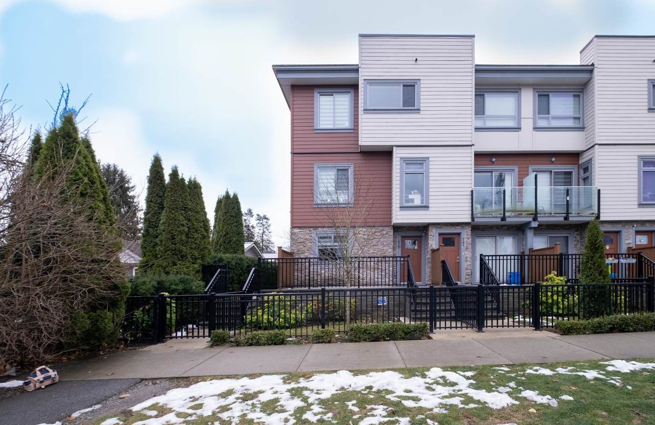 13328 96 Avenue - Photo 1