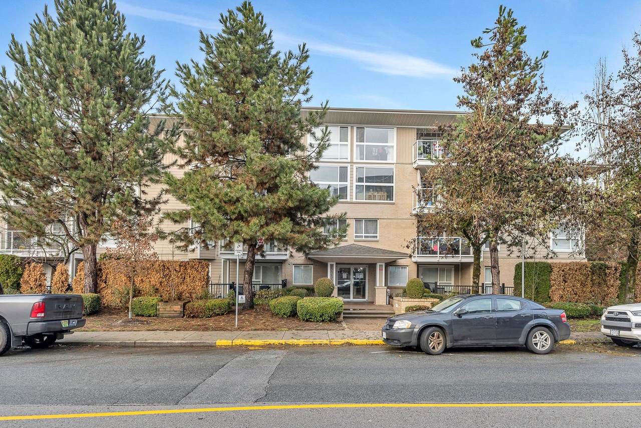 22255 122 Avenue - Photo 1
