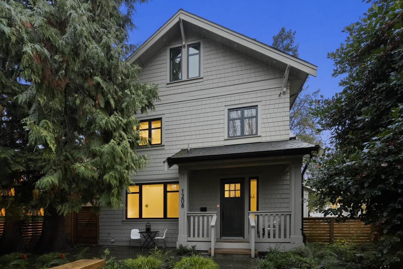 1208 15TH Avenue - Photo 1