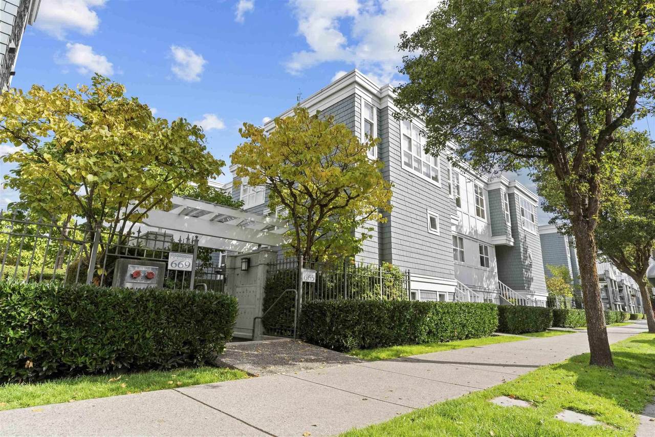 665 7TH Avenue - Photo 1