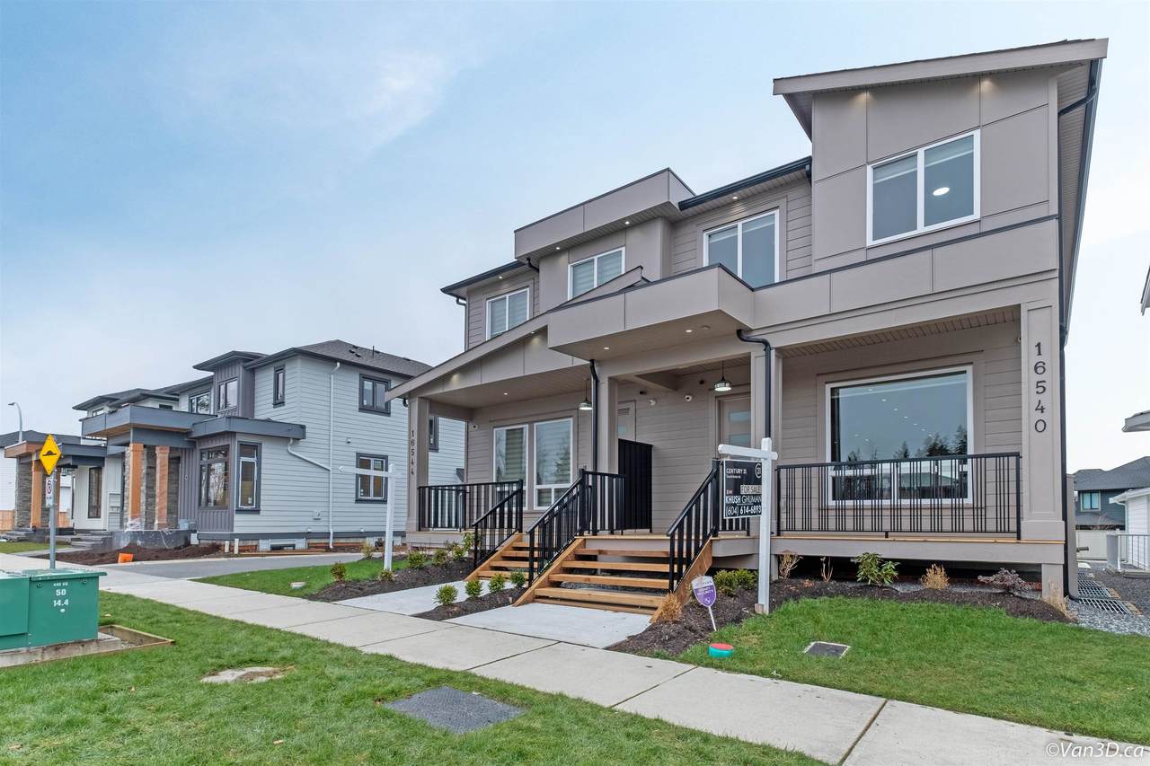 16540 22 Avenue - Photo 1