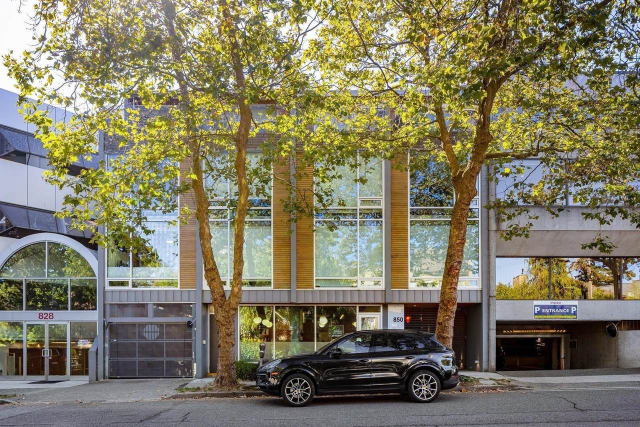 850 8TH Avenue - Photo 1