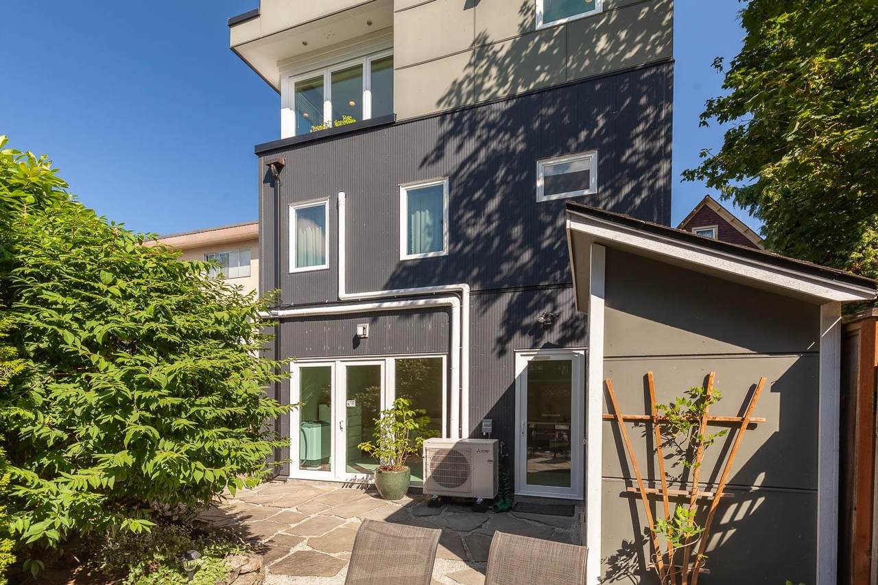 2246 8TH Avenue - Photo 1