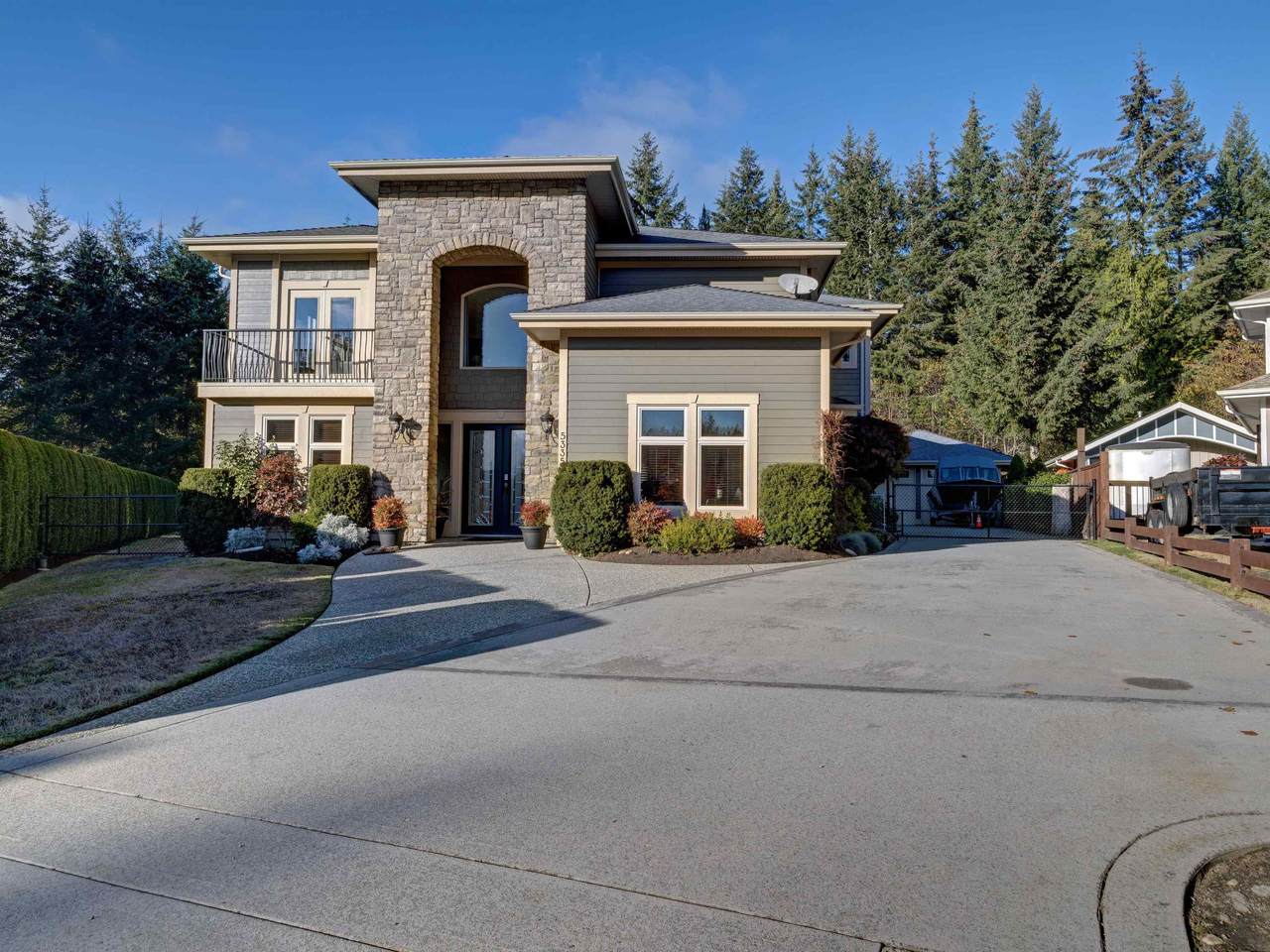 5335 Stamford Place - Photo 1