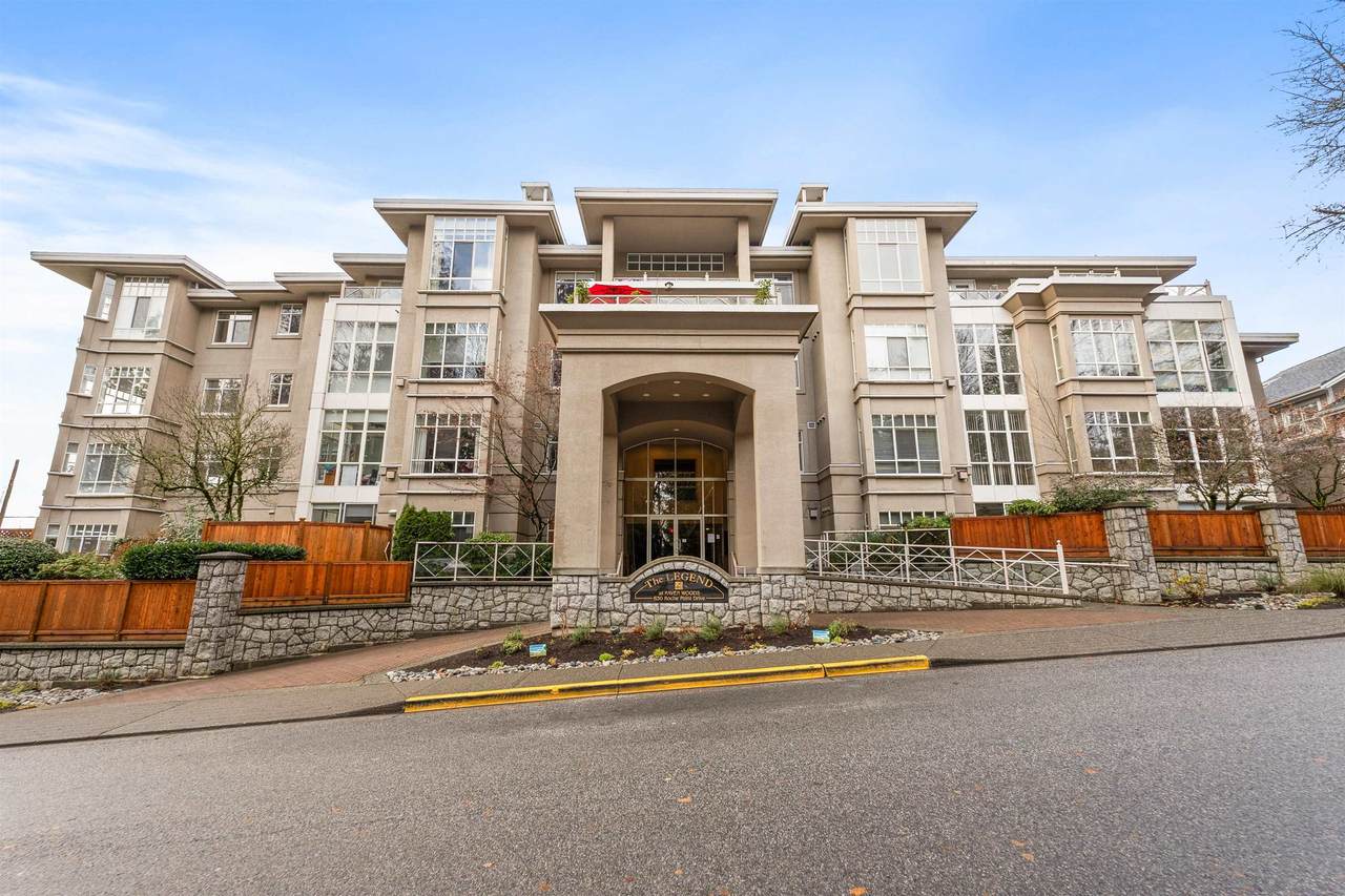 630 Roche Point Drive - Photo 1