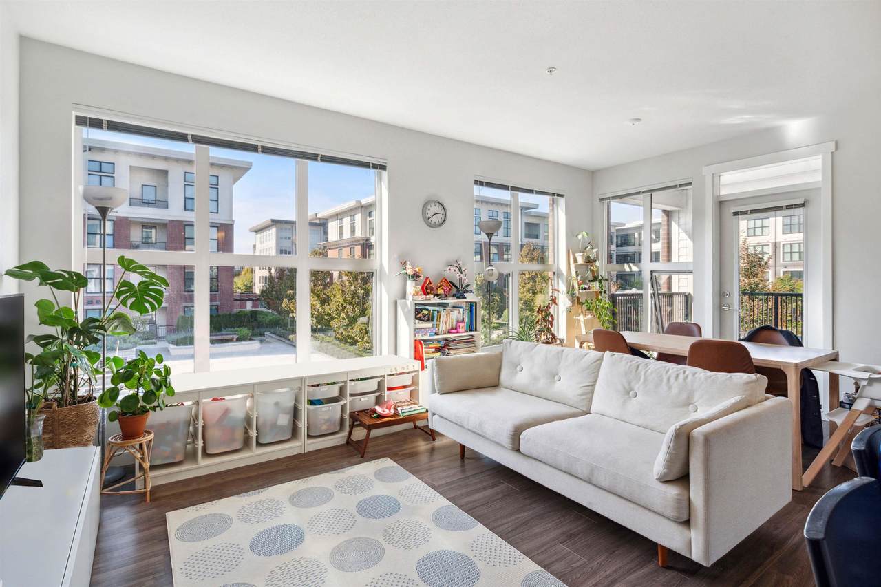 9551 Alexandra Road - Photo 1