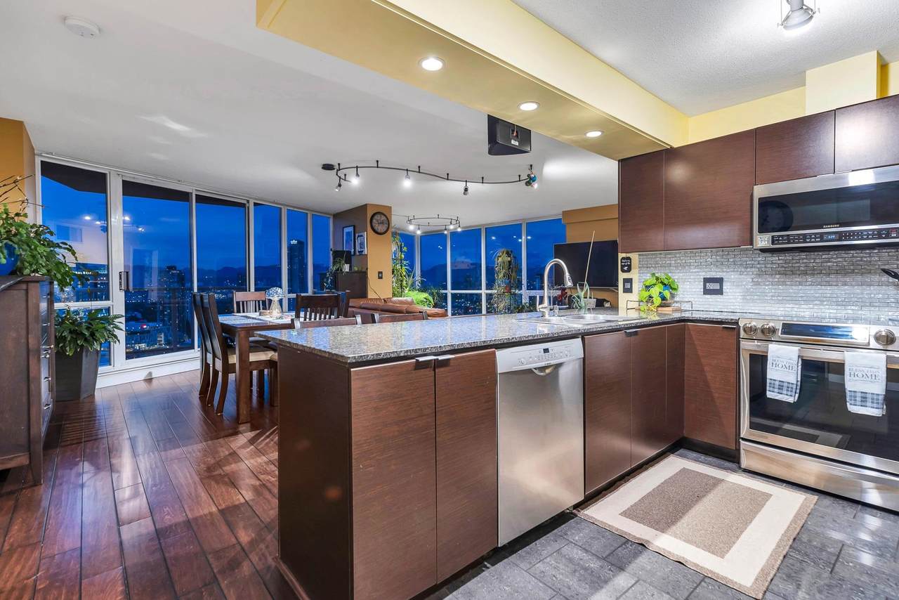 13618 100 Avenue - Photo 1