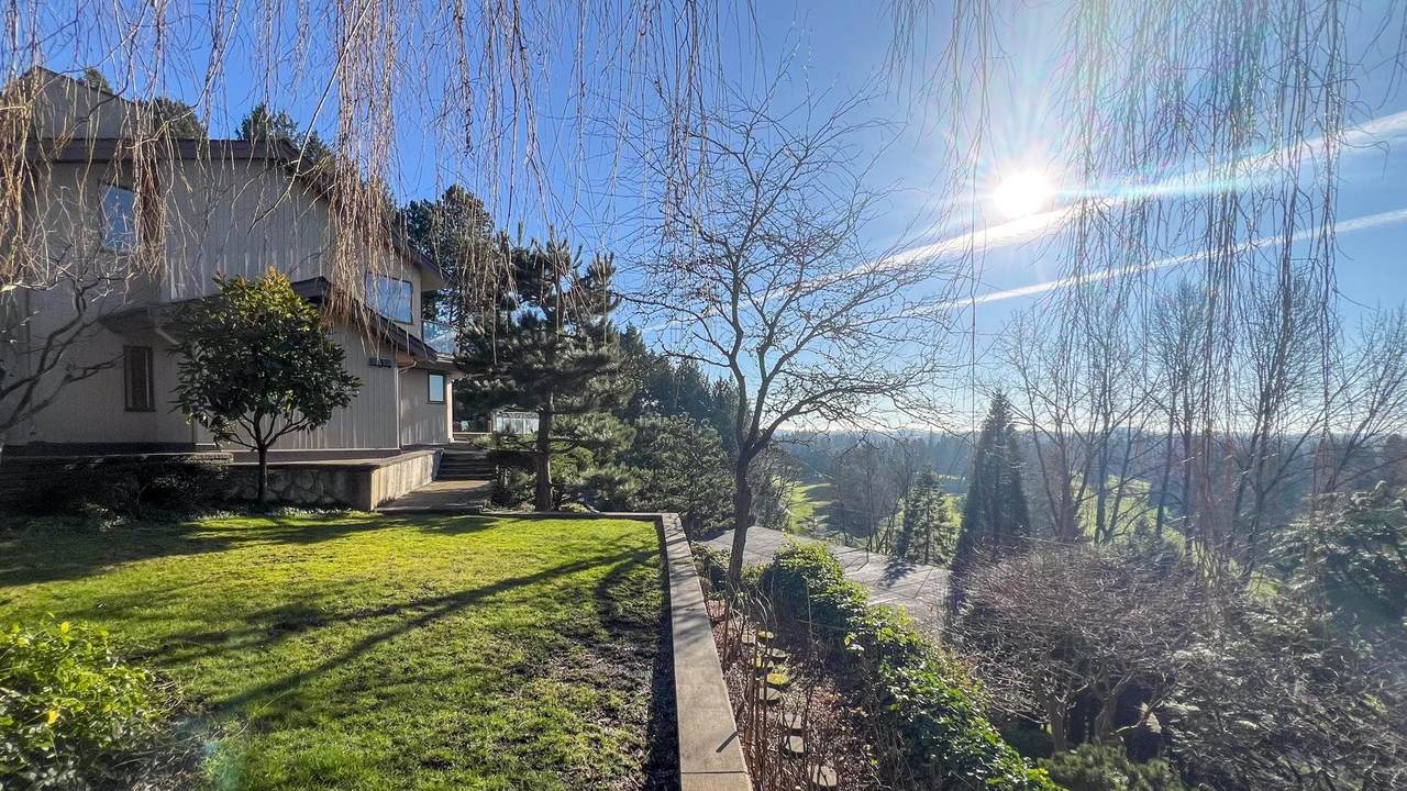 2388 Marine Drive - Photo 1