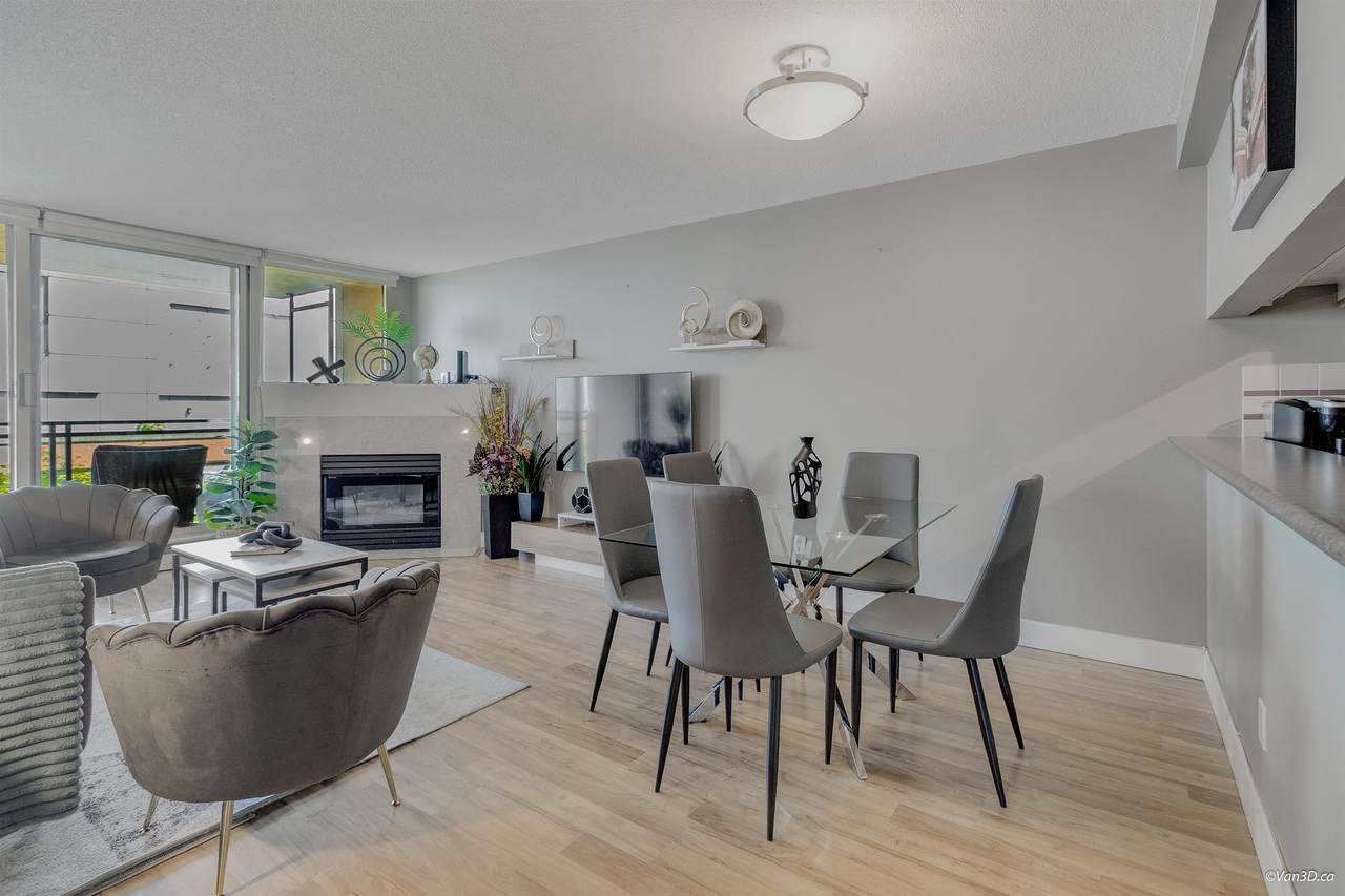 555 Abbott Street - Photo 1
