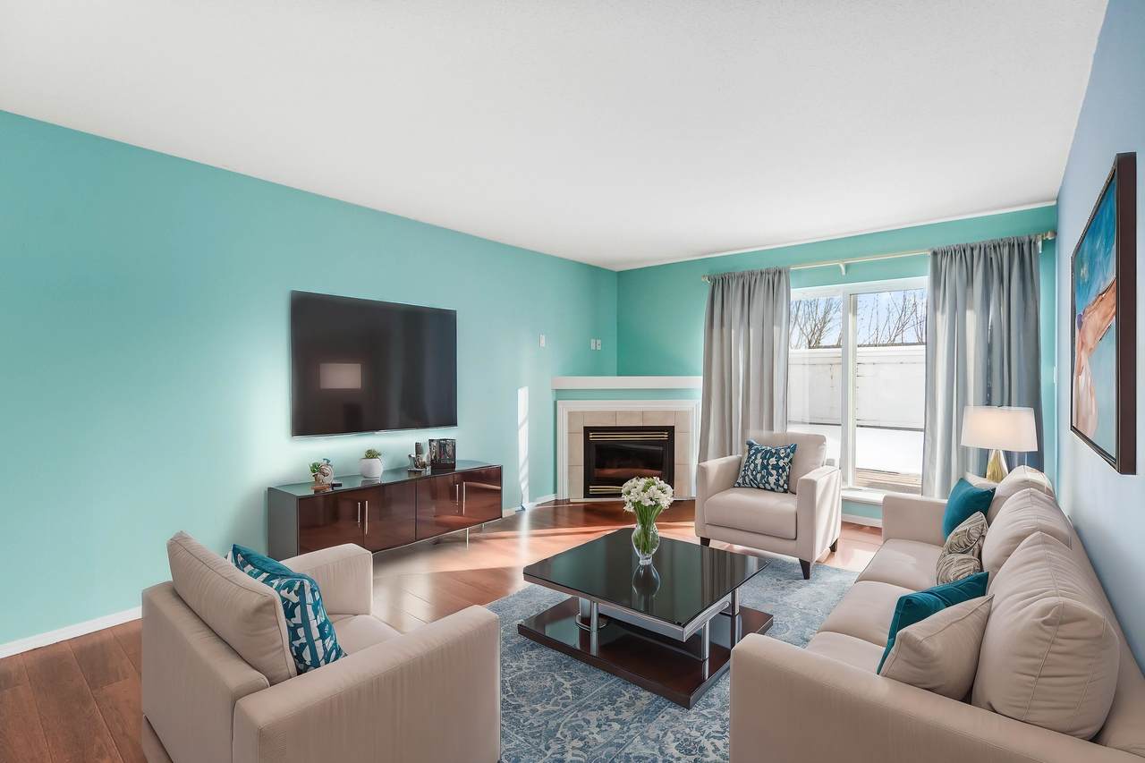 22347 Lougheed Highway - Photo 1