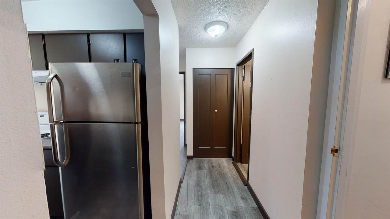 45598 Mcintosh Drive - Photo 1