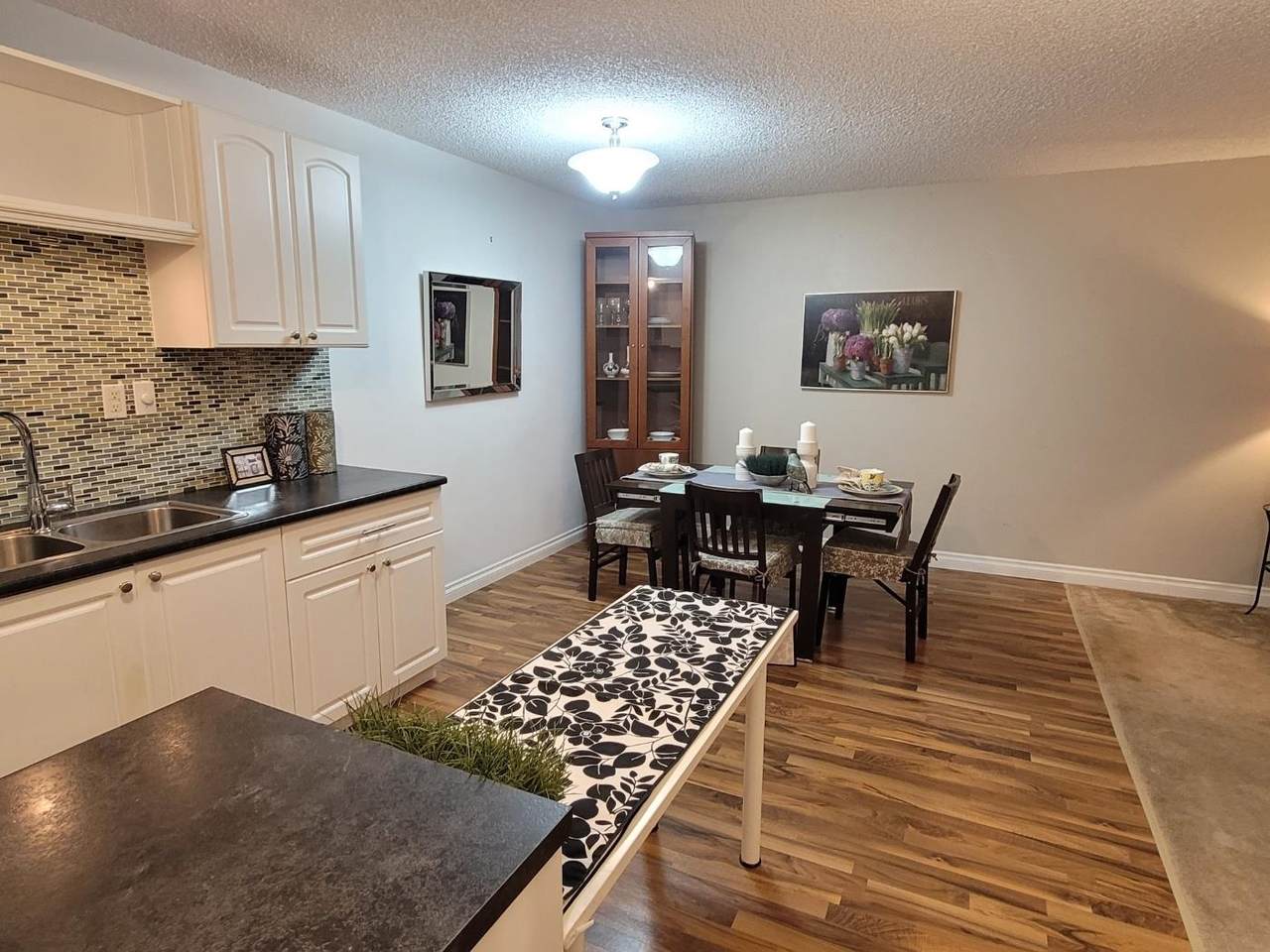 12096 222 Street - Photo 1