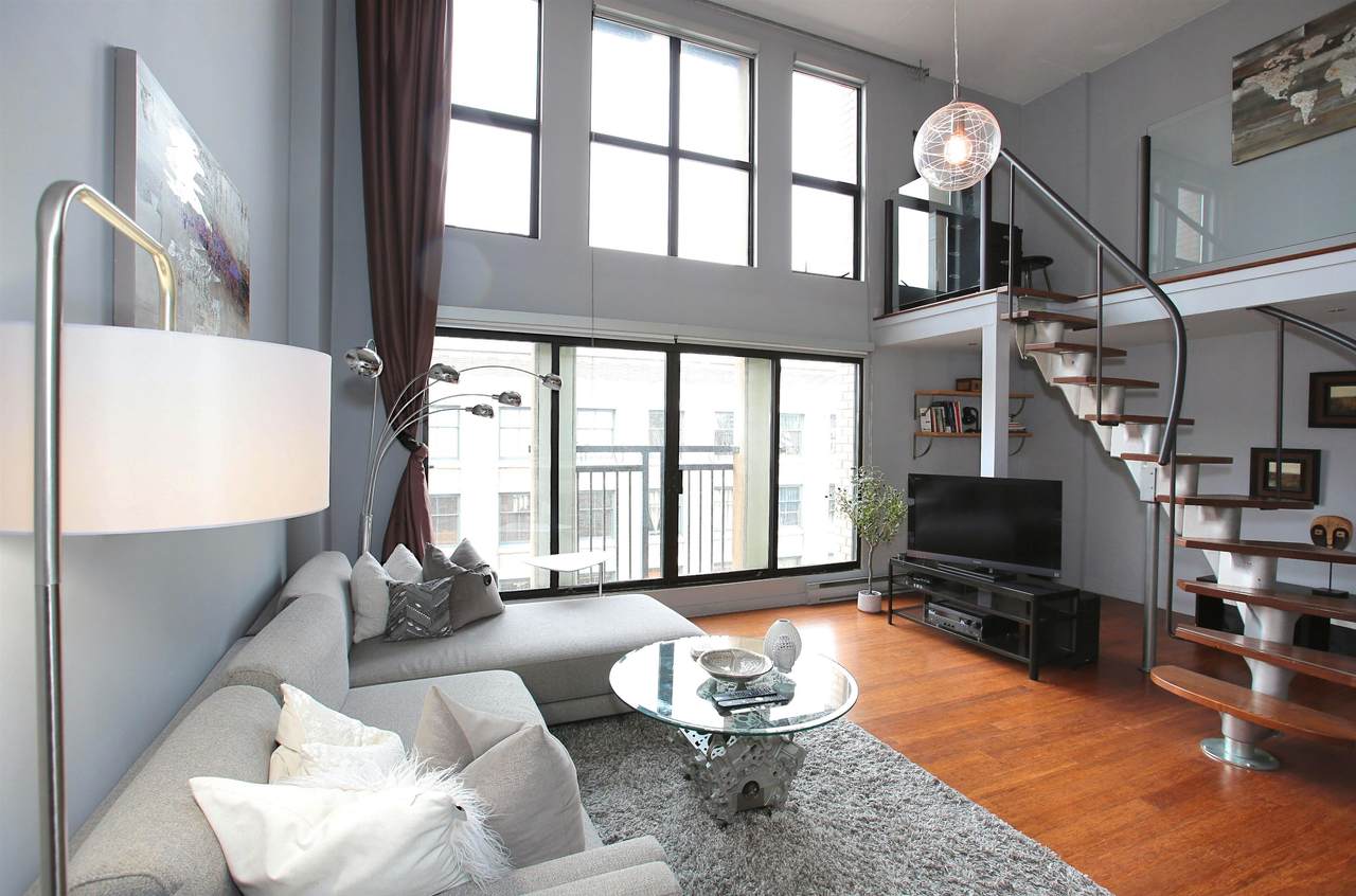 22 Cordova Street - Photo 1