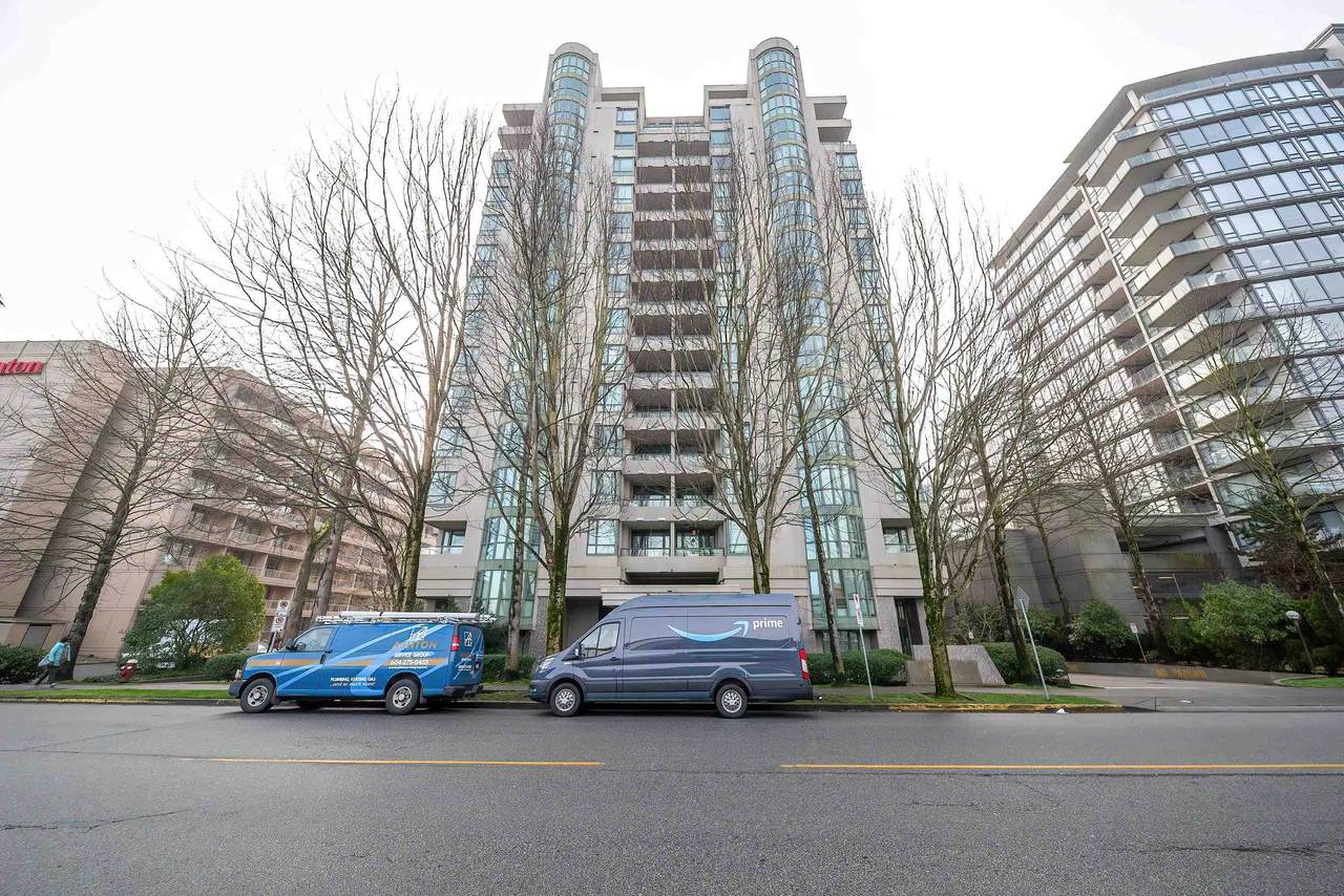 7380 Elmbridge Way - Photo 1