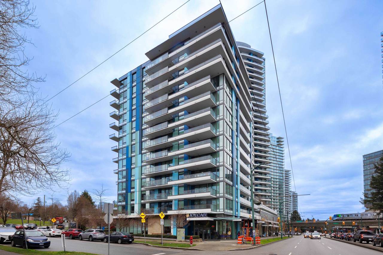 8238 Lord Street - Photo 1
