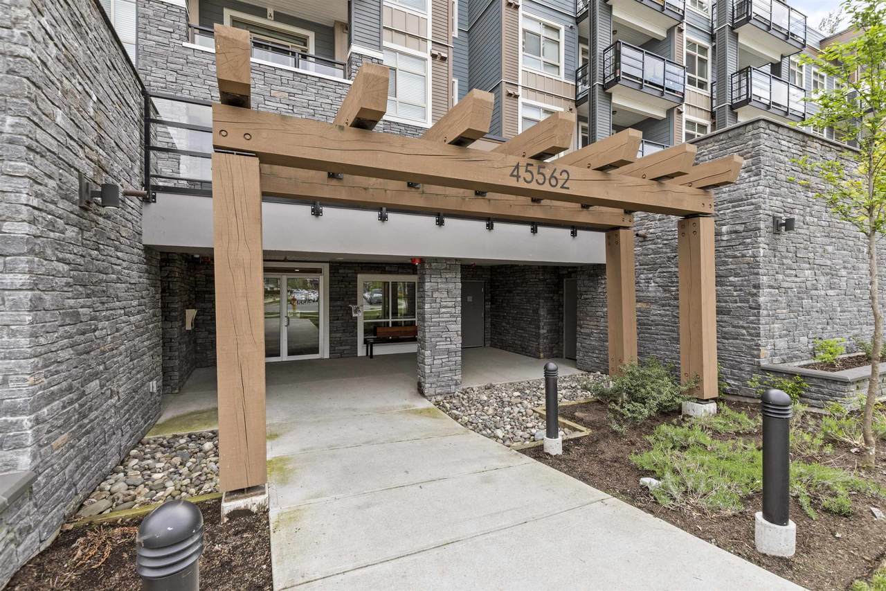 45562 Airport Road - Photo 1