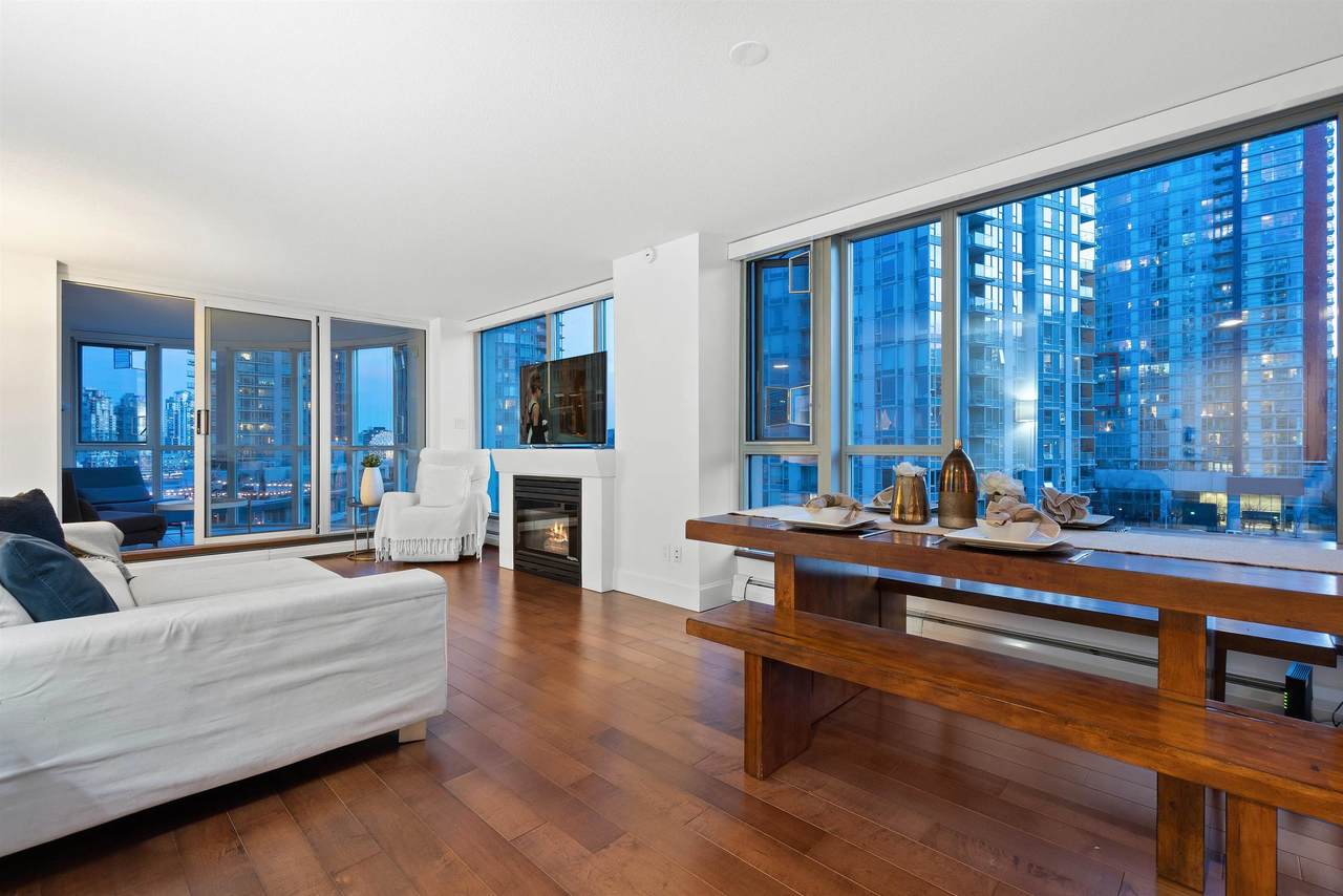 183 Keefer Place - Photo 1