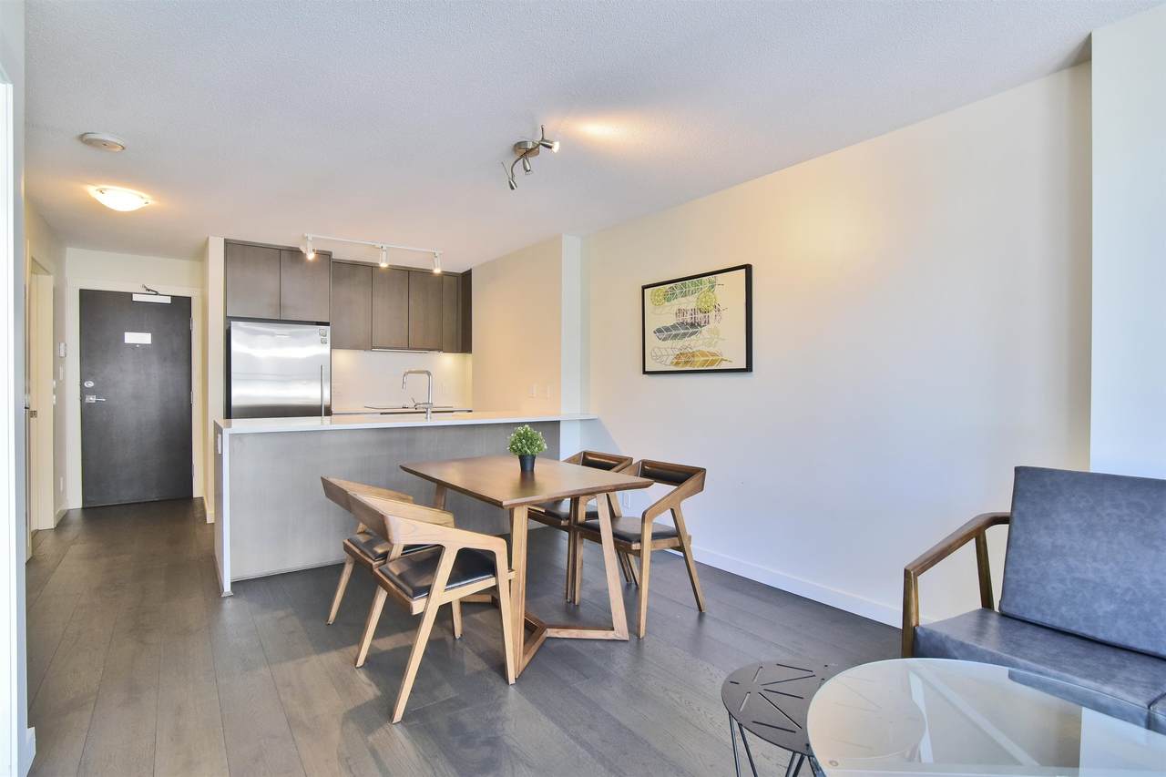1009 Harwood Street - Photo 1