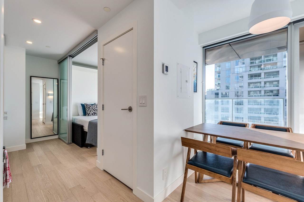1480 Howe Street - Photo 1