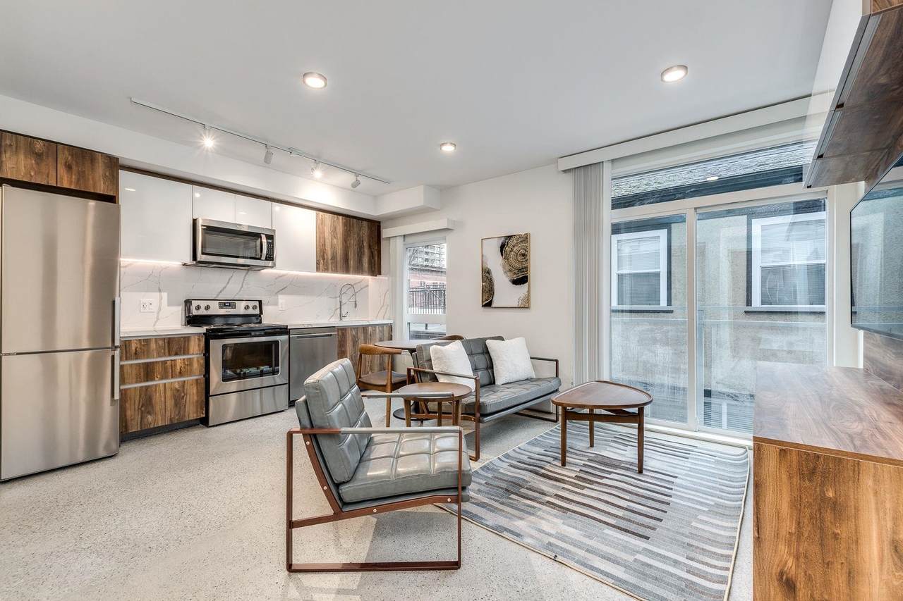 1170 Barclay Street - Photo 1