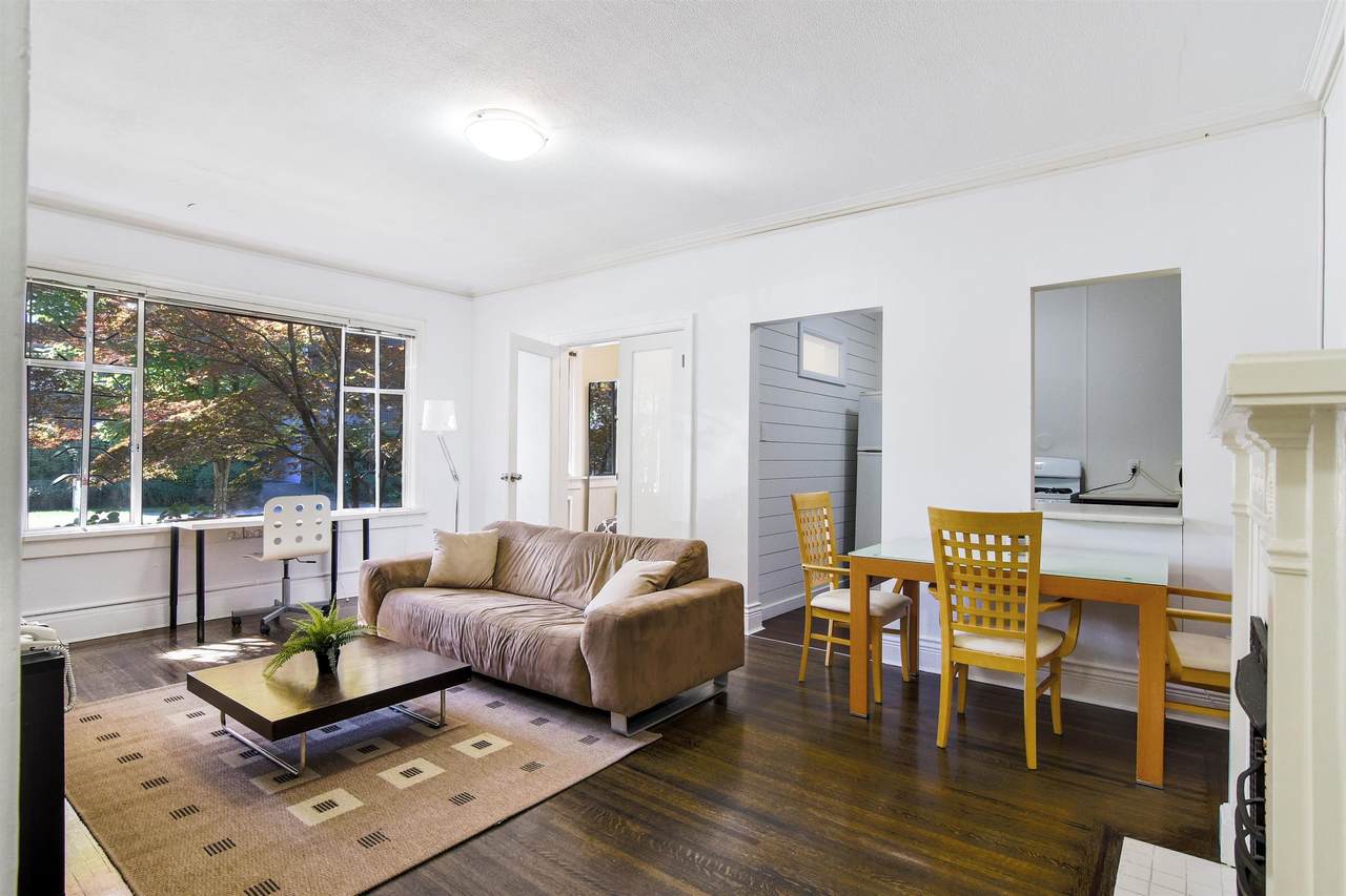 935 Jervis Street - Photo 1