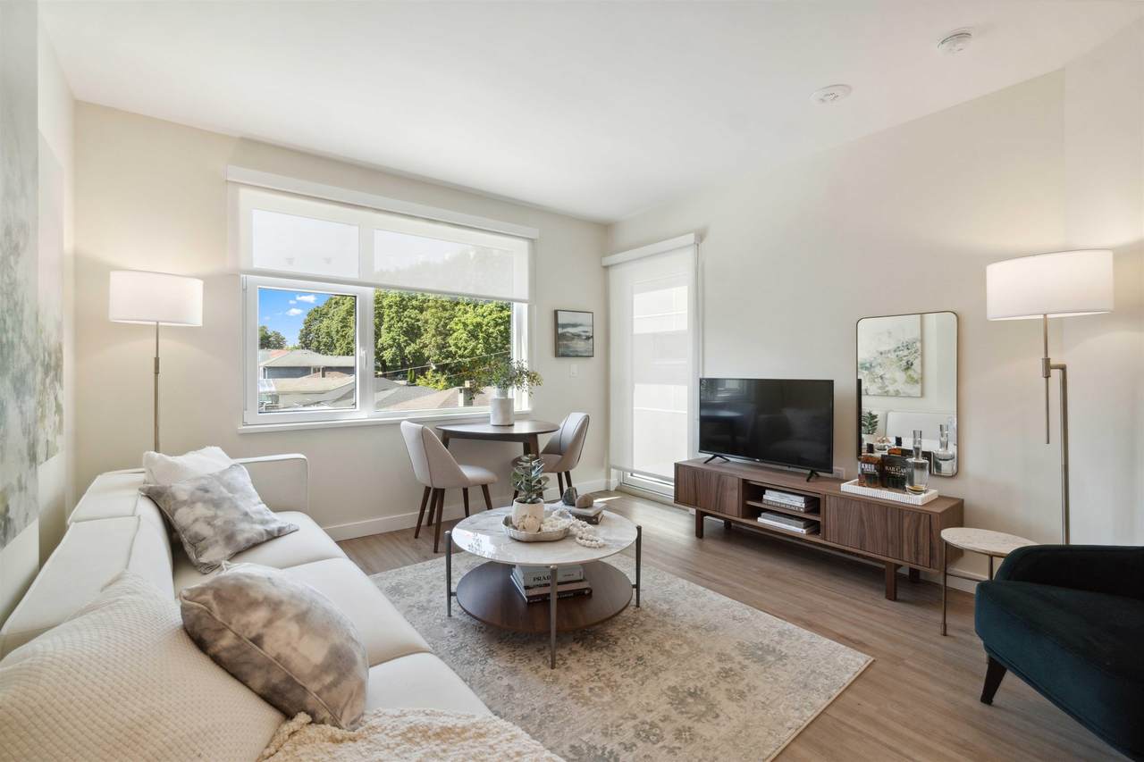 2892 10th Avenue - Photo 1