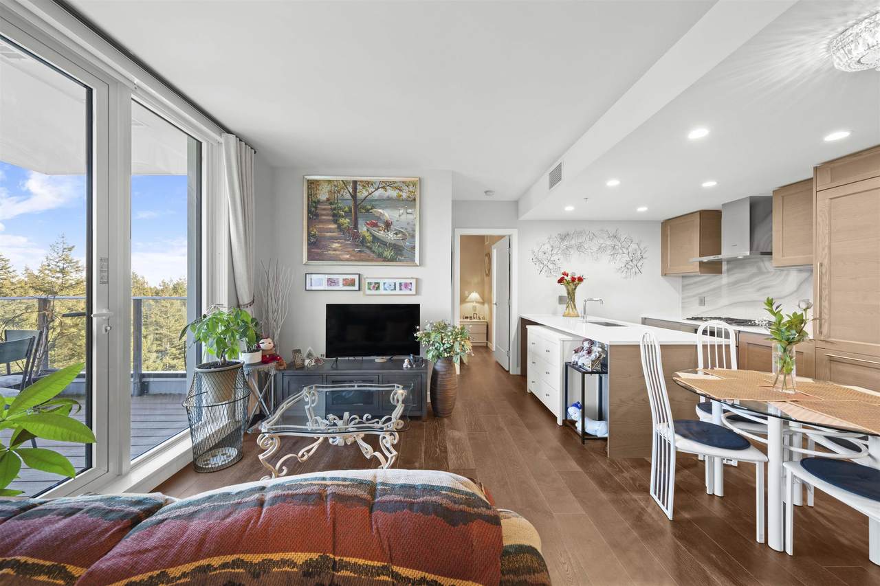 5629 Birney Avenue - Photo 1