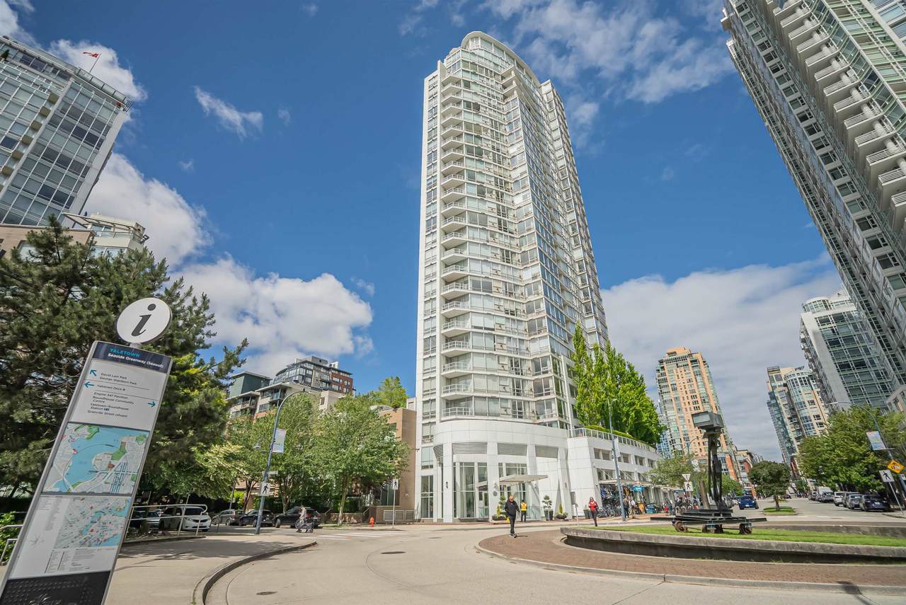 1201 Marinaside Crescent - Photo 1