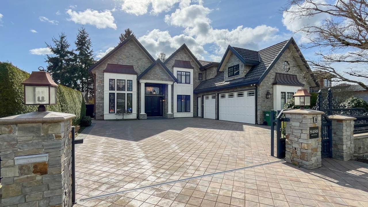 8488 Robinson Road - Photo 1