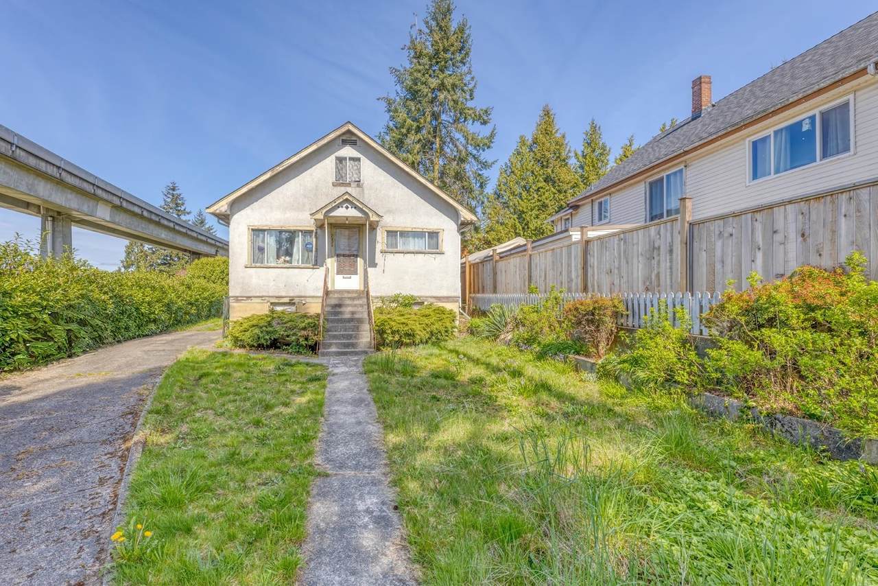 2323 Dublin Street - Photo 1