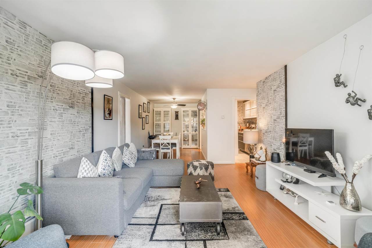 327 Ninth Street - Photo 1