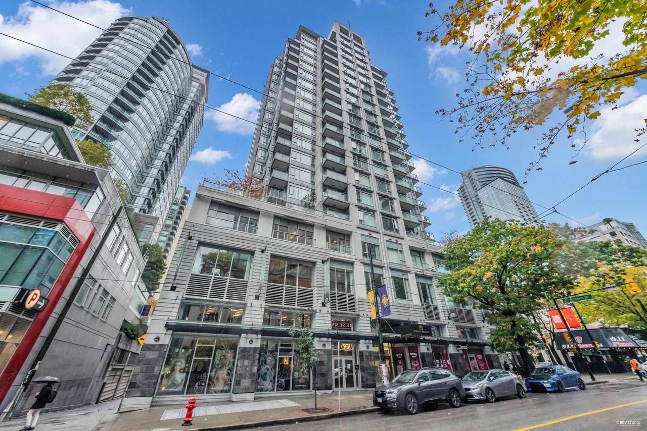 480 Robson Street - Photo 1