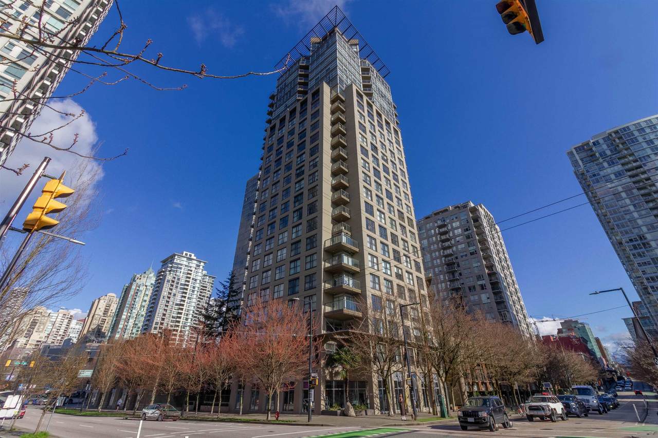 989 Beatty Street - Photo 1