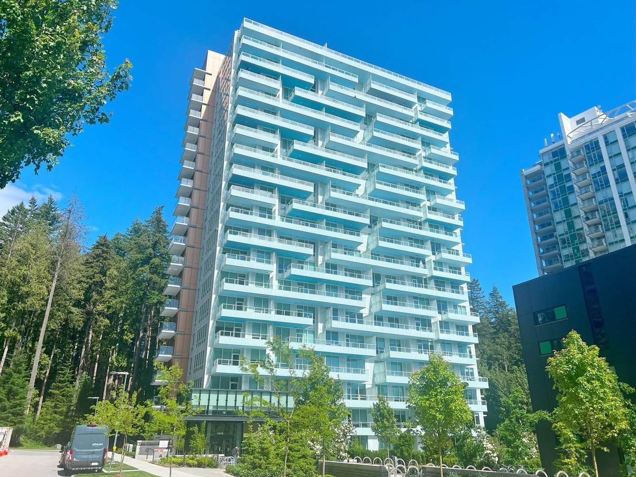 5608 Berton Avenue - Photo 1
