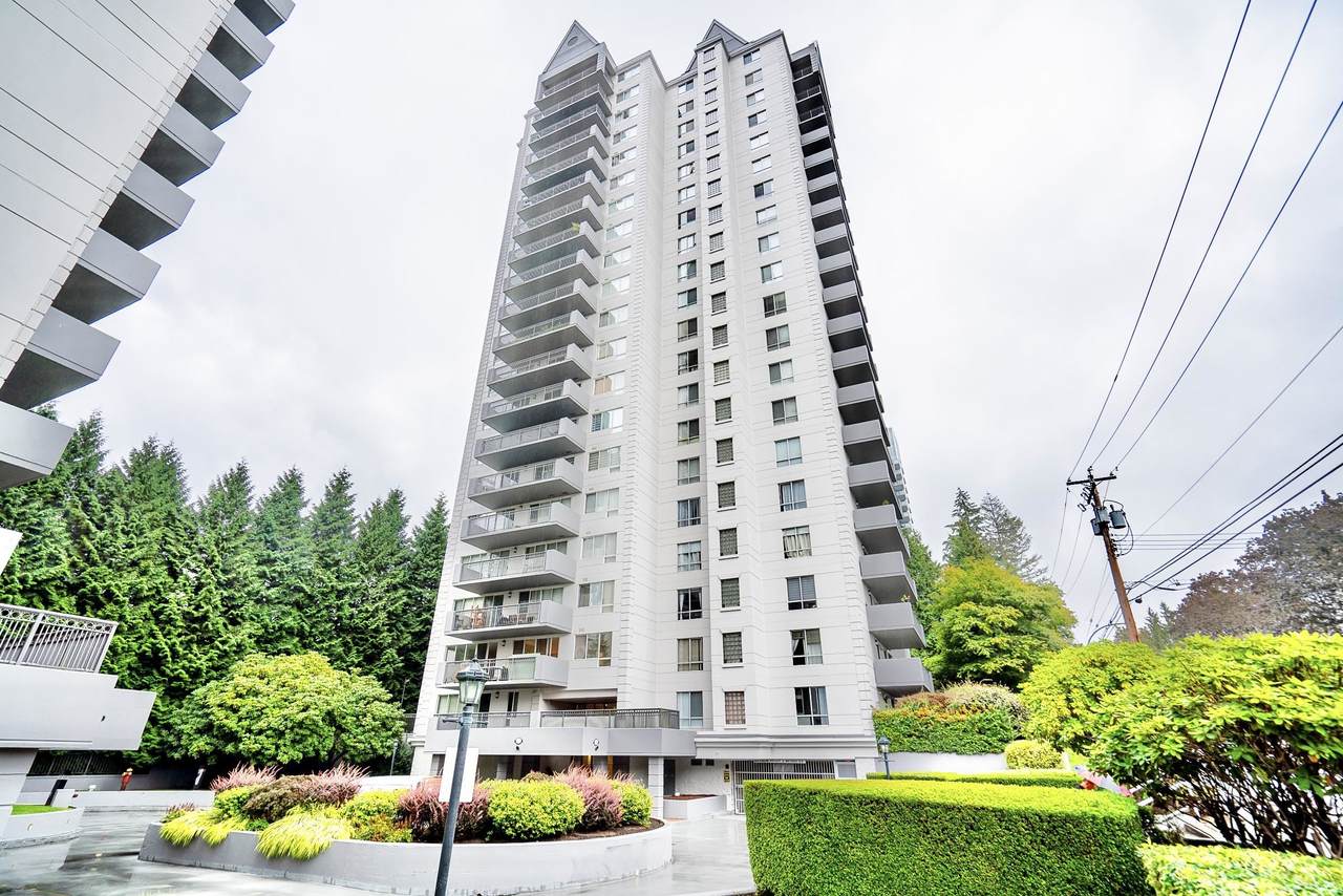 555 Austin Avenue - Photo 1